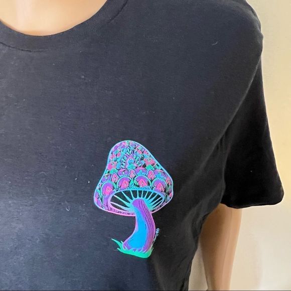 Mushroom T-Shirt Bright Neon Graphics - Picture 10 of 11